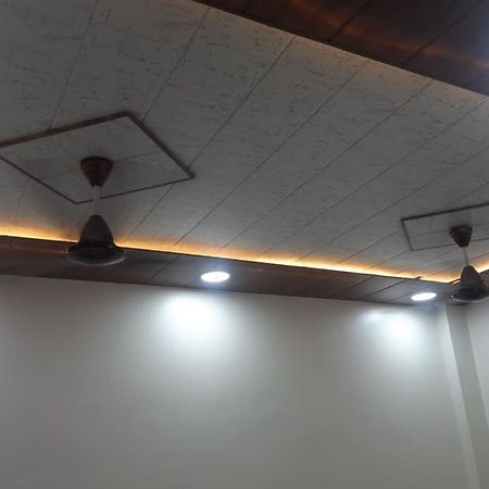 Golden Guest House Ujjain Exterior photo