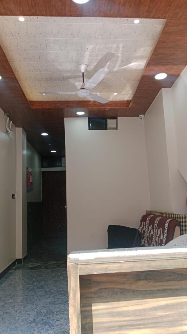 Golden Guest House Ujjain Exterior photo